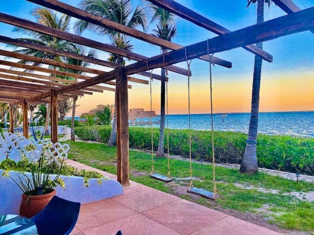 Punta Me Beach Suites 坎昆 外观 照片